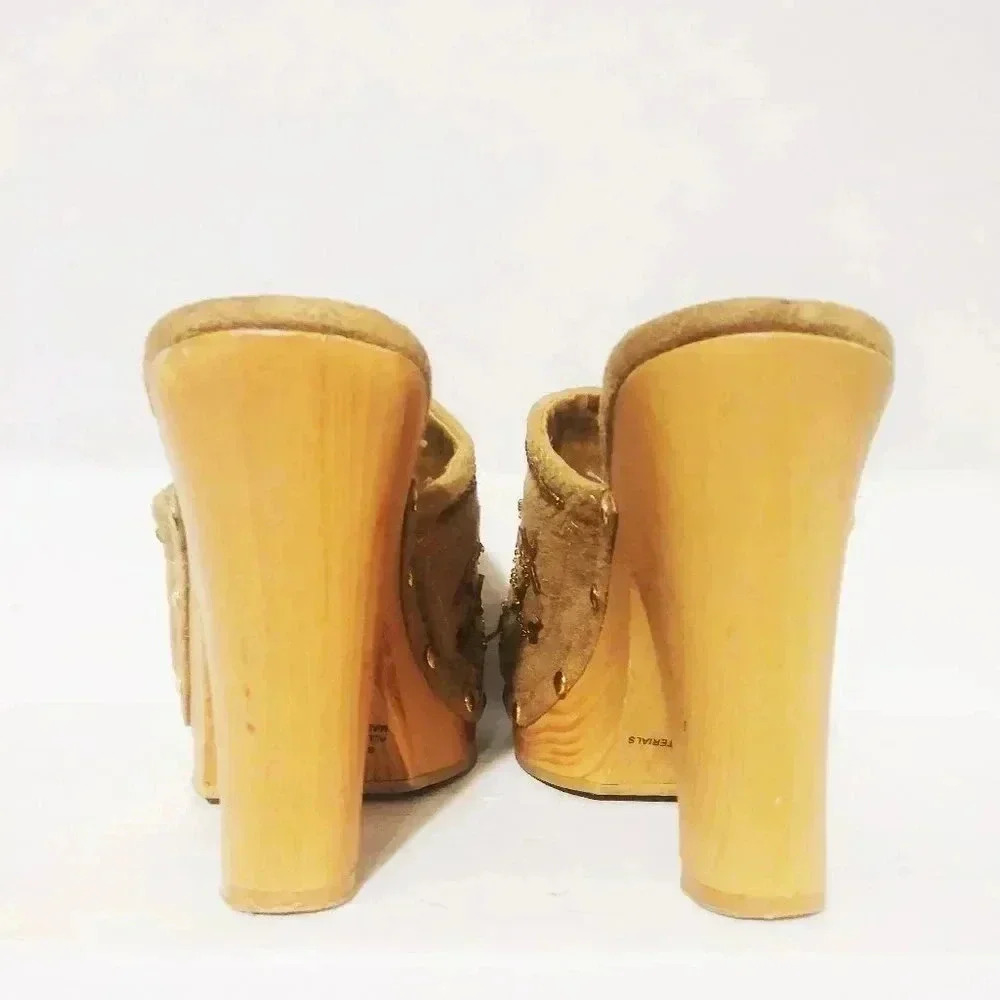 Gold Beaded Wooden Platform Clogs Mules Women's Size 7.5 Heels - Picture 3 of 7